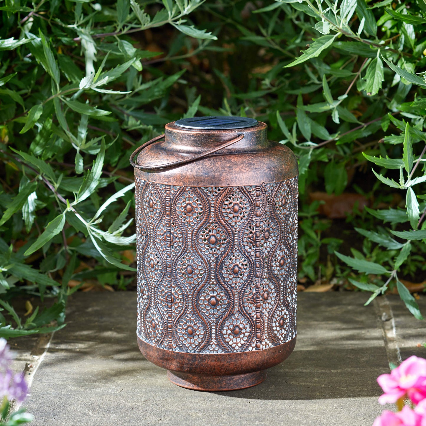 Adana ⸱ solárny lampáš