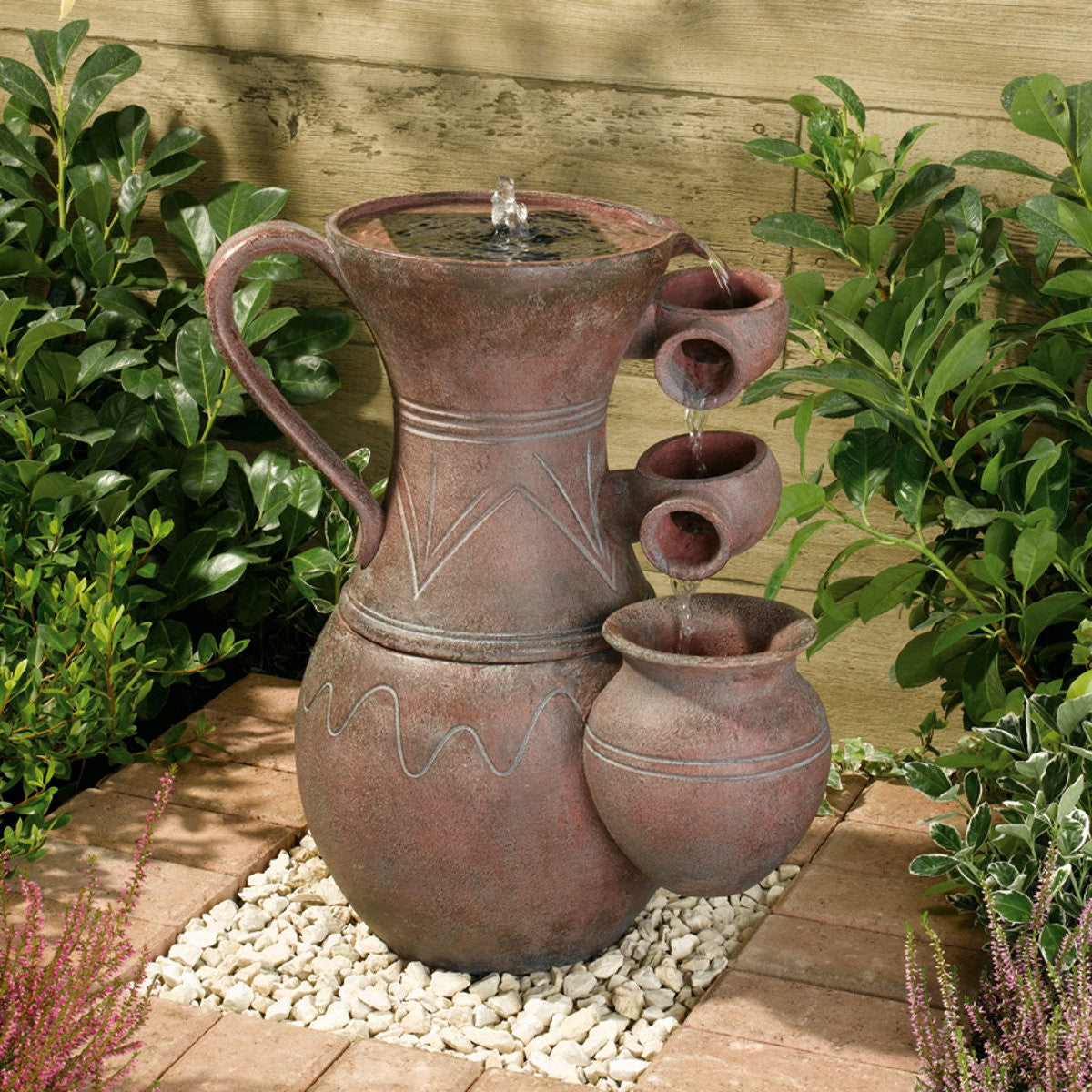 Solárna kaskáda džbán terracotta