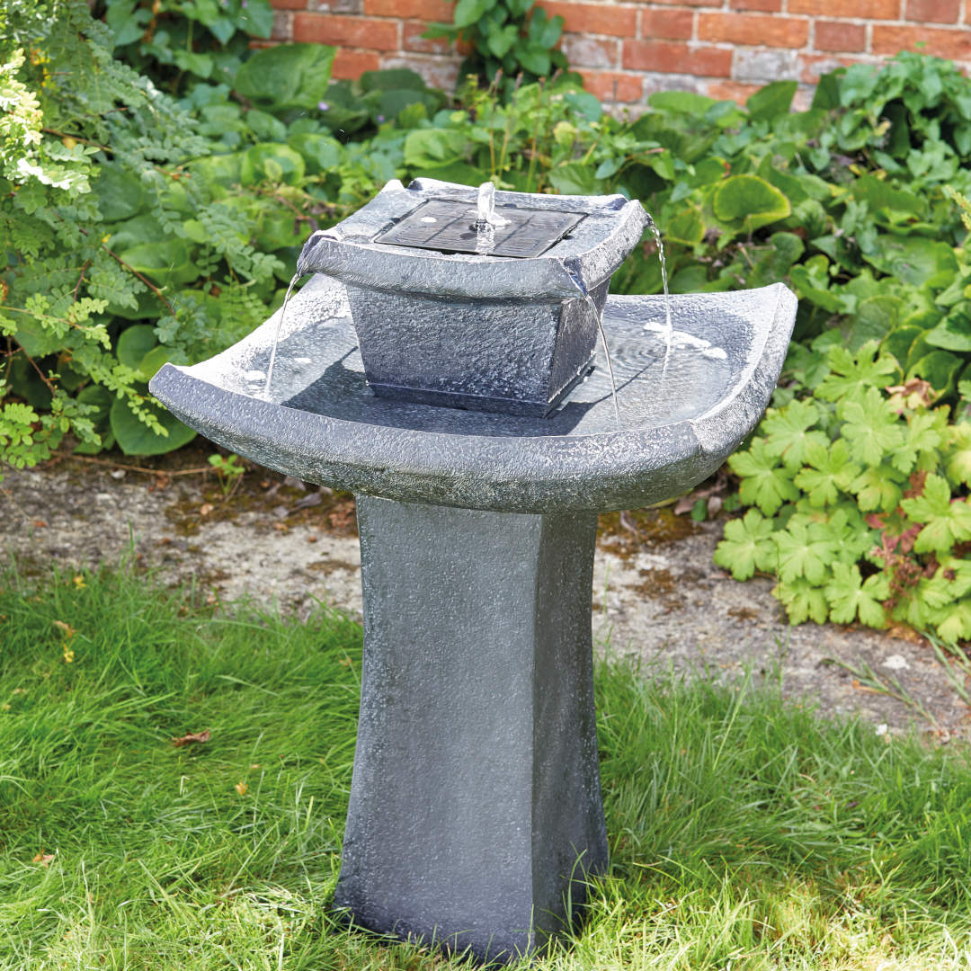 Pagoda ⸱ solárna fontána