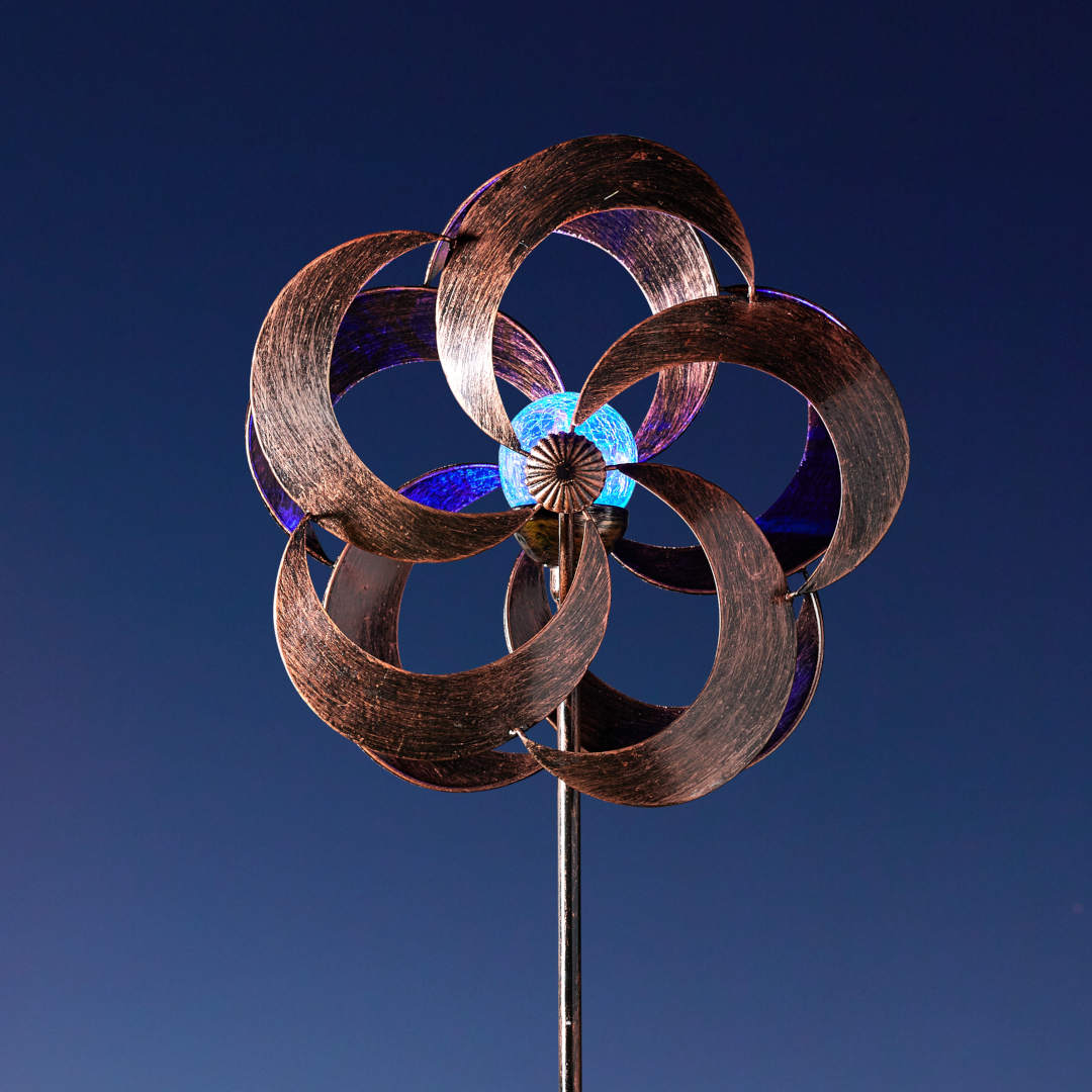 Aries ⸱ veterník so solárnym svetlom