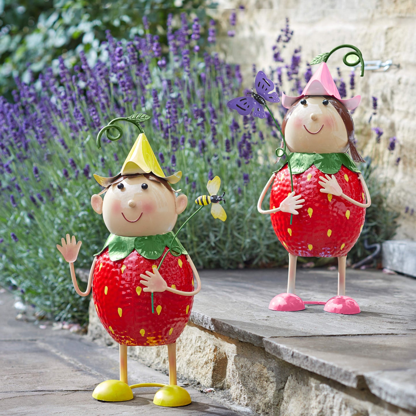 Strawberry Friends ⸱ kovové figúrky jahodníkov