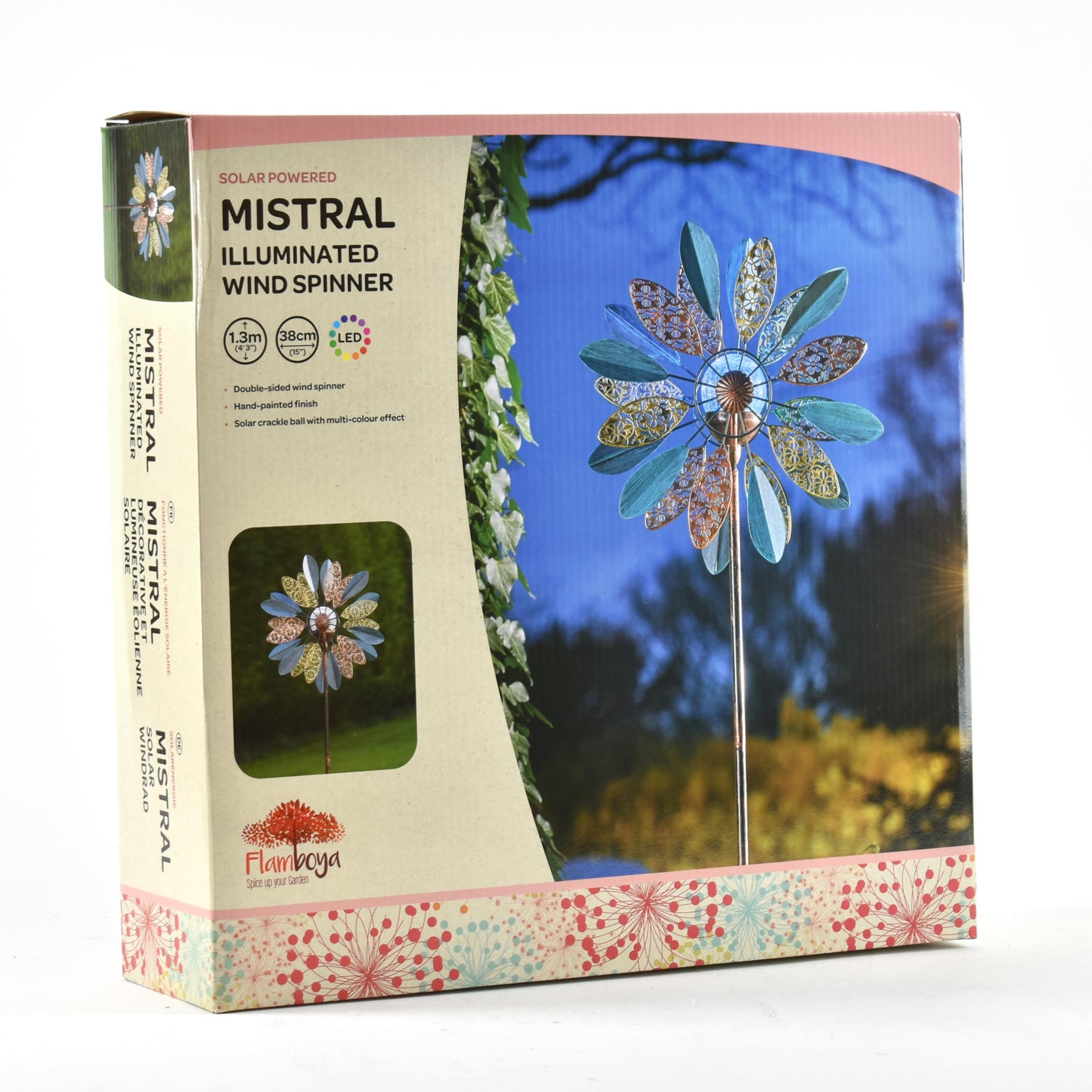 Mistral ⸱ veterník so solárnym svetlom