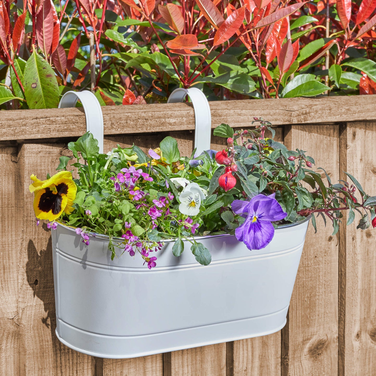 12" Ivory ⸱ závesný balkónový kvetináč 30cm