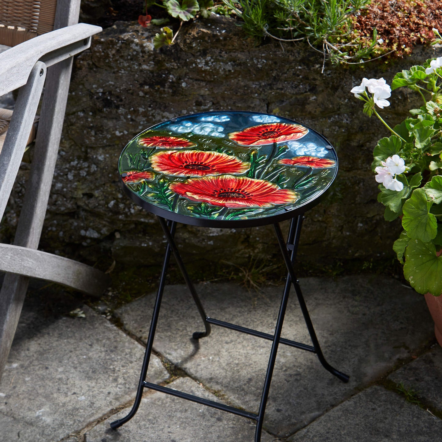 Poppy Table ⸱ sklenený záhradný stolík