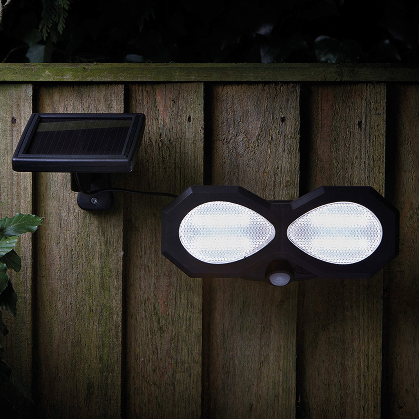 PIR Security Light 200L ⸱ svetlo s pohybovým senzorom