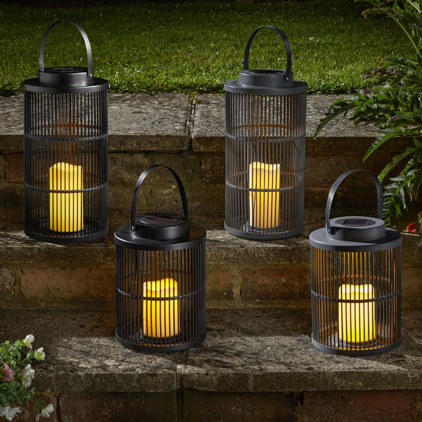 Urbane Lantern ⸱ solárny lampáš