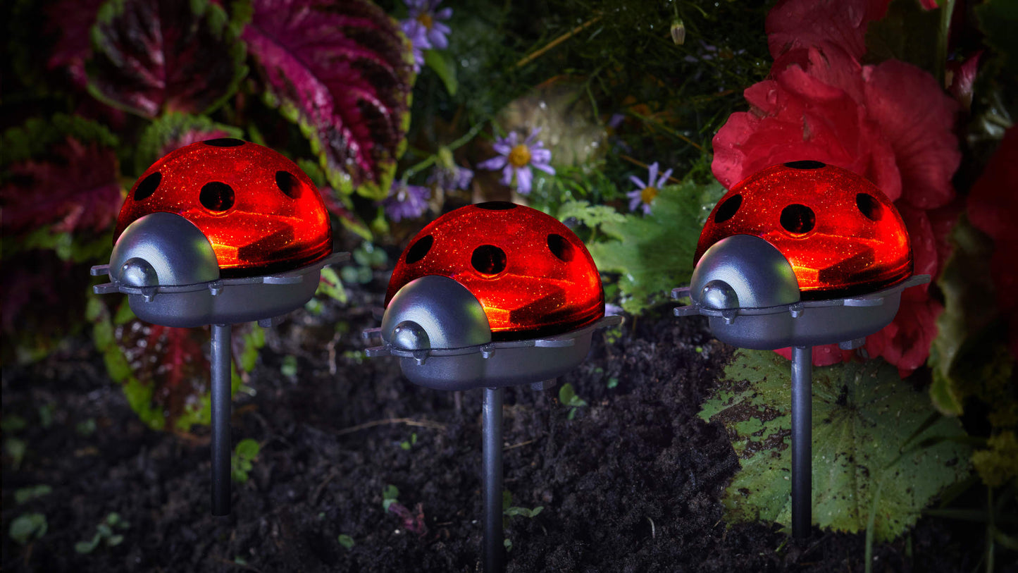 Ladybird Stake ⸱ solárny zápich do záhrady (sada 3ks)