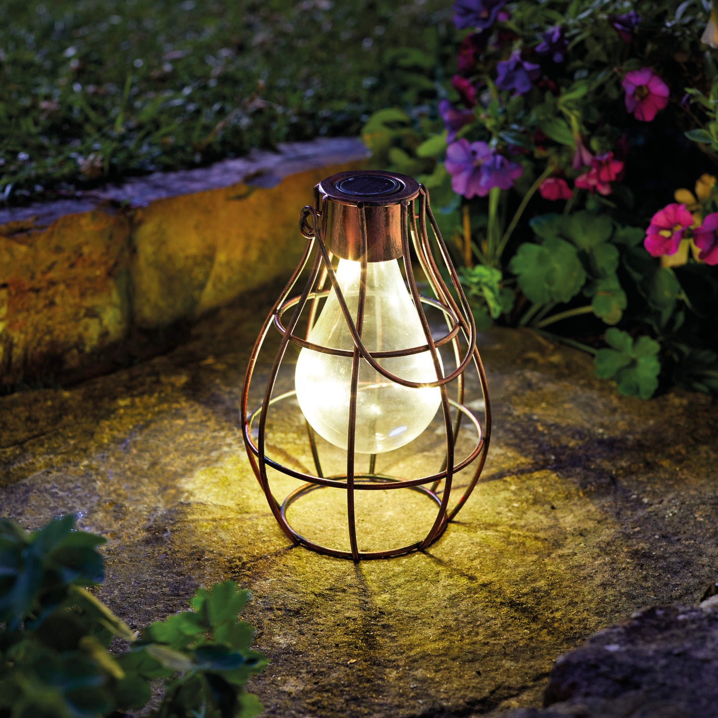 Eureka! Firefly Bronze ⸱ solárny lampáš