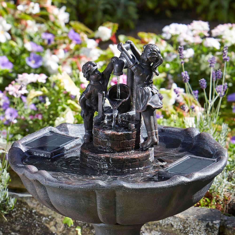 Tipping Pail ⸱ solárna fontána
