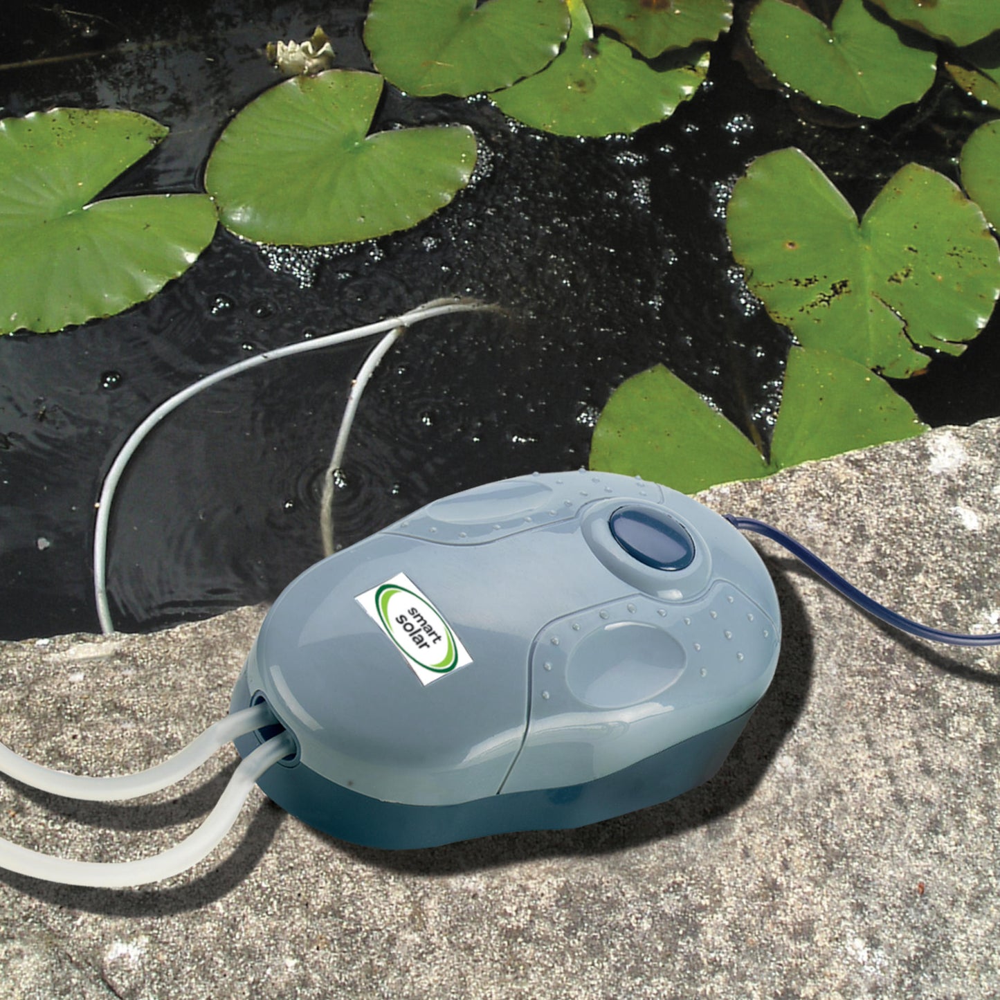 Oxygenator  ⸱ solárny prevzdušňovač záhradného jazierka